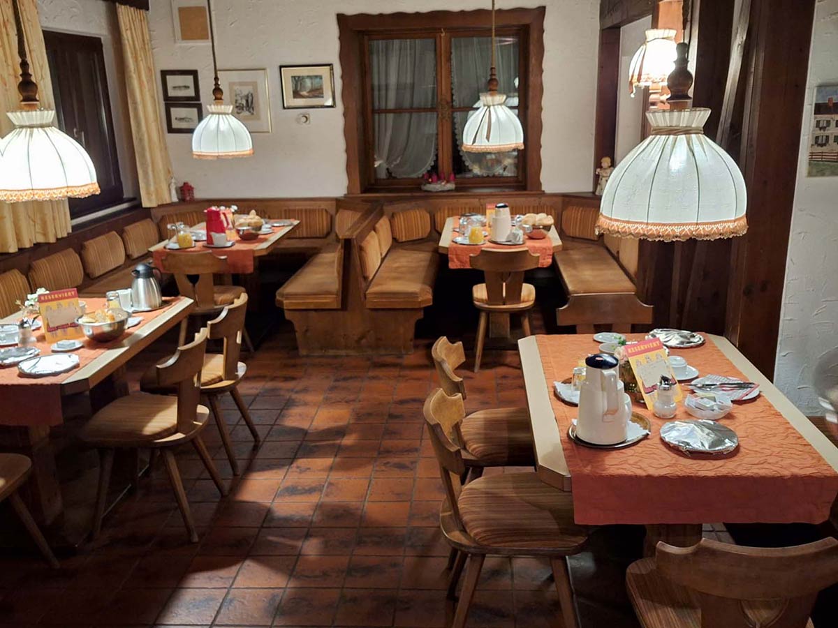 Frühstück in der Pension Stein