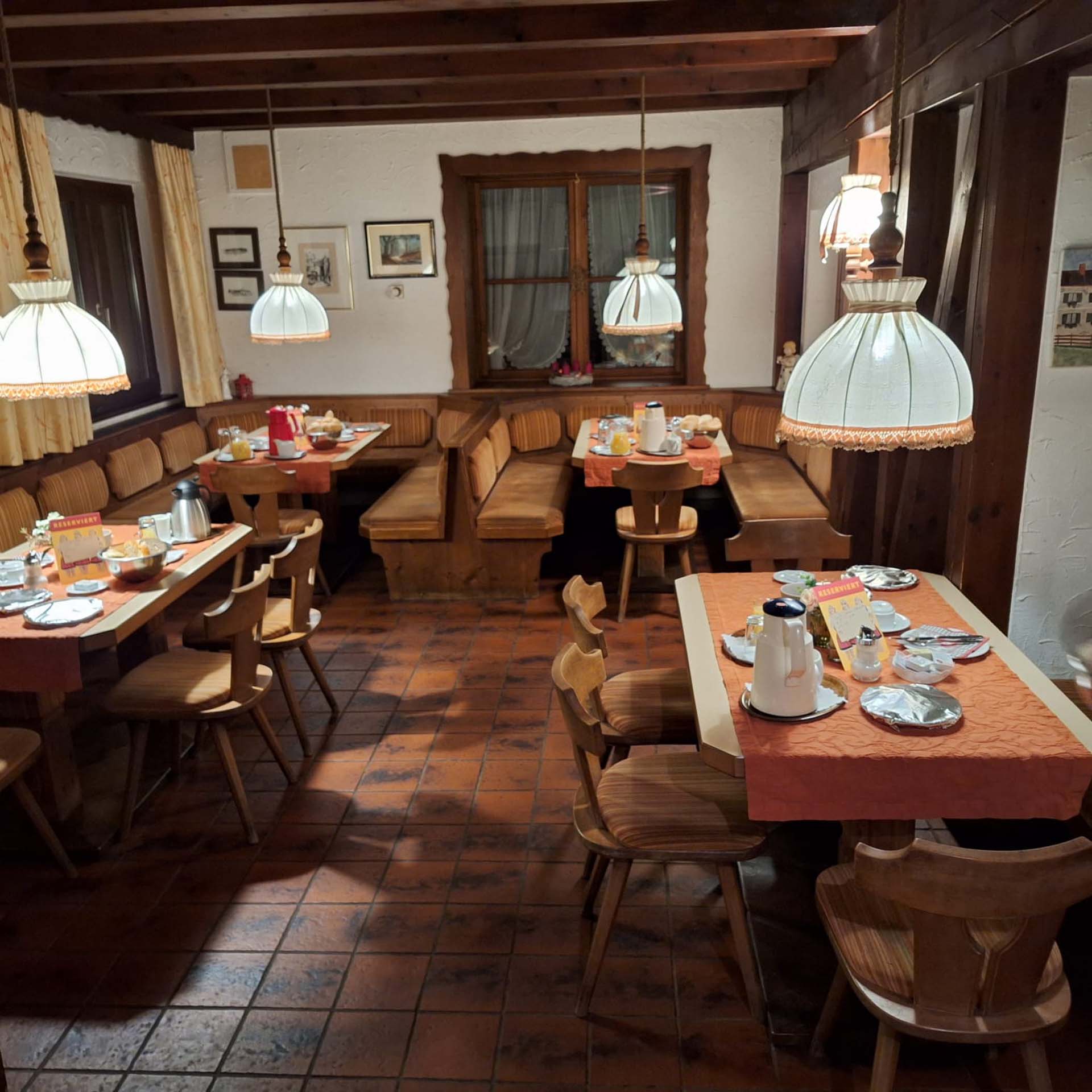Zimmer für Arbeiter in der Pension Stein