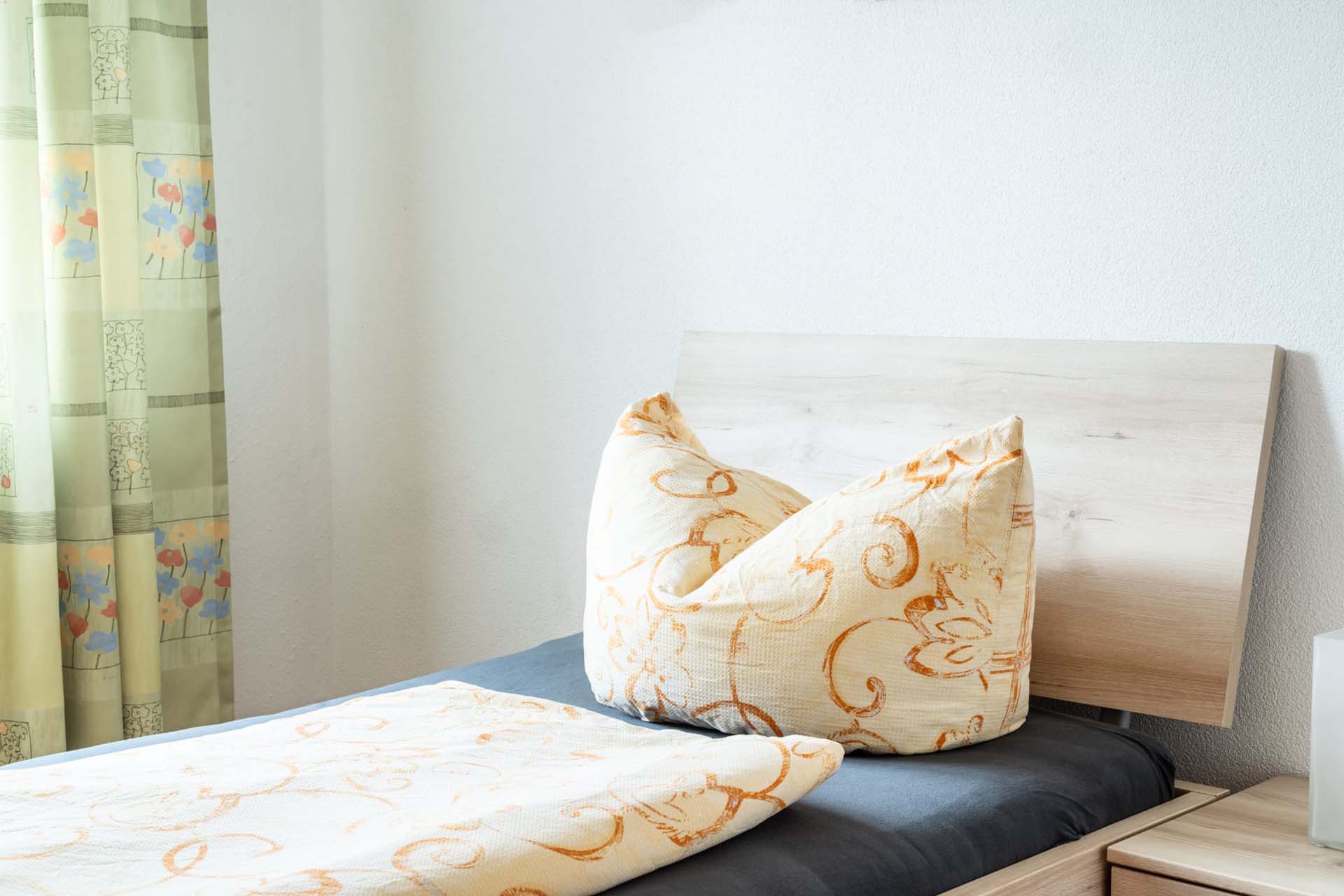 Zimmer für Außendienstler in der Pension Stein